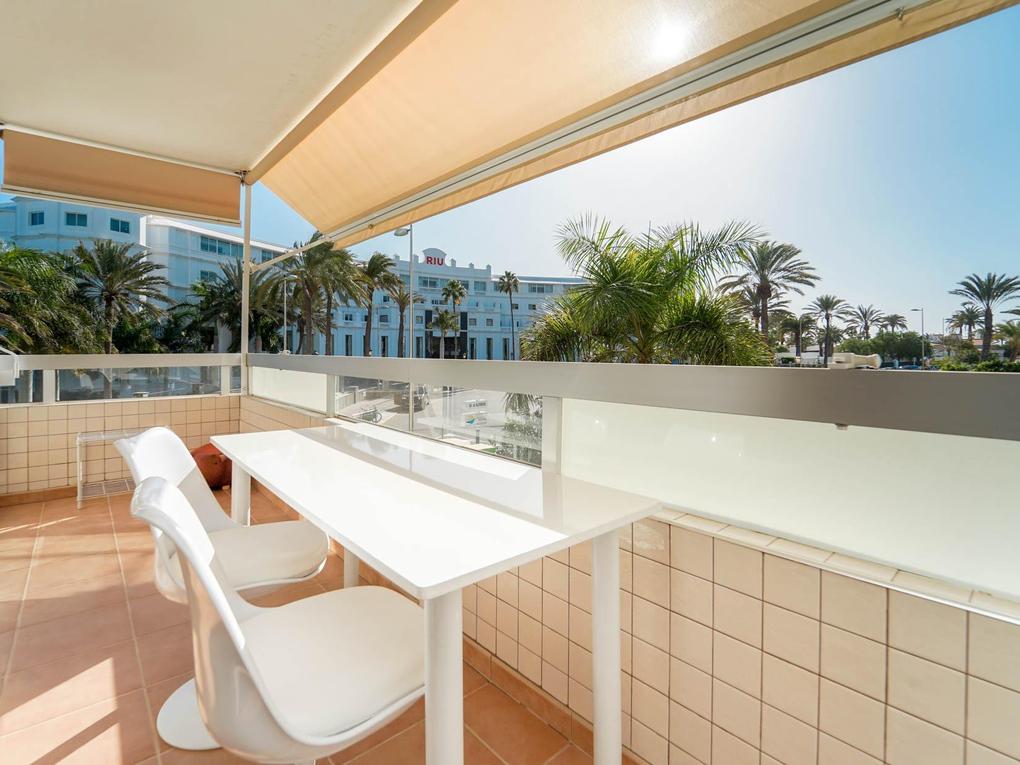 Balcón : Apartamento  en venta en Aguacates,  Playa del Inglés, Gran Canaria  : Ref 05720-CA