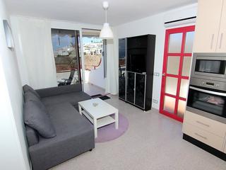 Wohnzimmer : Apartment zu mieten in  Puerto Rico, Gran Canaria  mit Meerblick : Ref 3677