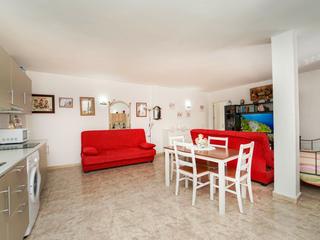 Wohnzimmer : Wohnung  zu kaufen in  Mogán, Pueblo de Mogán, Gran Canaria  : Ref 05651-CA