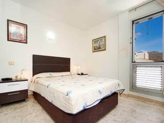 Schlafzimmer : Wohnung  zu kaufen in  Mogán, Pueblo de Mogán, Gran Canaria  : Ref 05651-CA