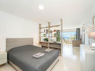 Bedroom : Studio , seafront for sale in Don Carlos,  Arguineguín Casco, Gran Canaria with sea view : Ref 05740-CA