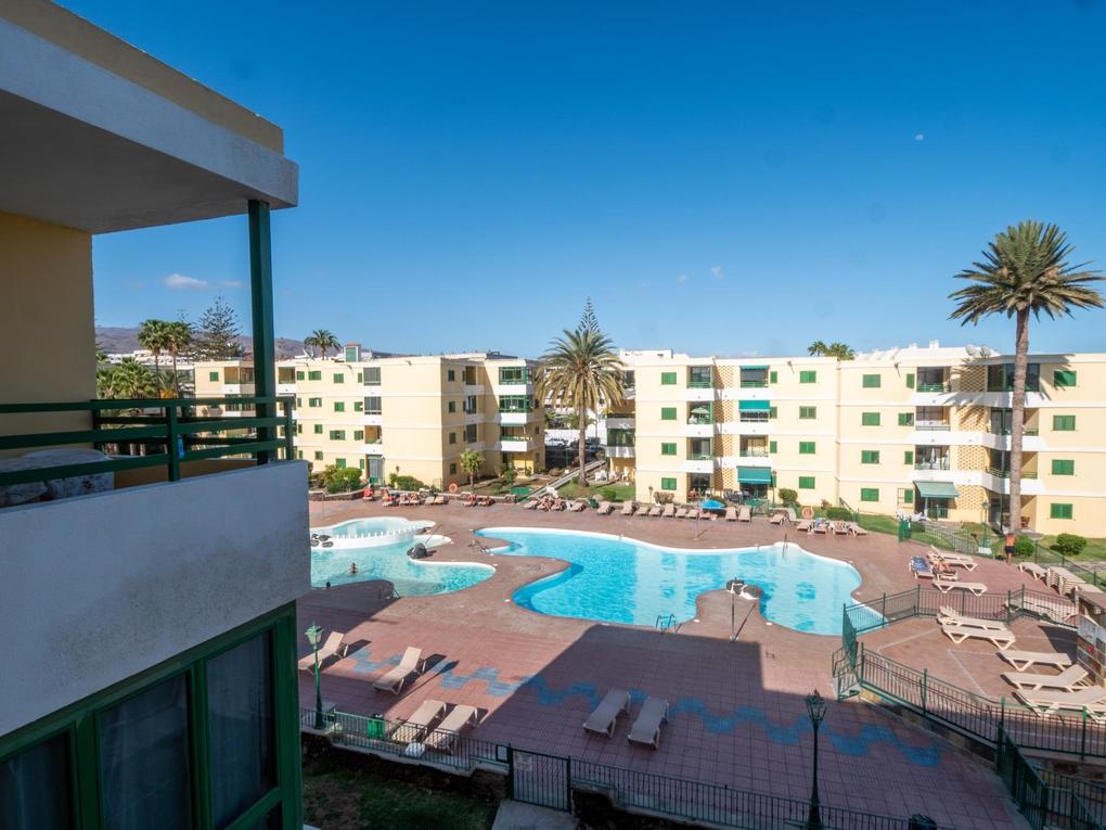 Ausblick : Wohnung zu kaufen in  Playa del Inglés, Gran Canaria   : Ref T-ES081