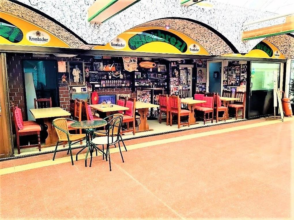 Eetkamer : Winkelpand , direct aan het water te koop in  Playa del Inglés, Gran Canaria  : Ref 0092-00461