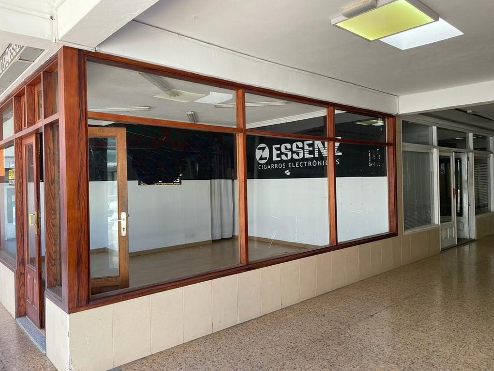 Commercieel gebouw te koop in  San Fernando, Gran Canaria   : Ref 05314