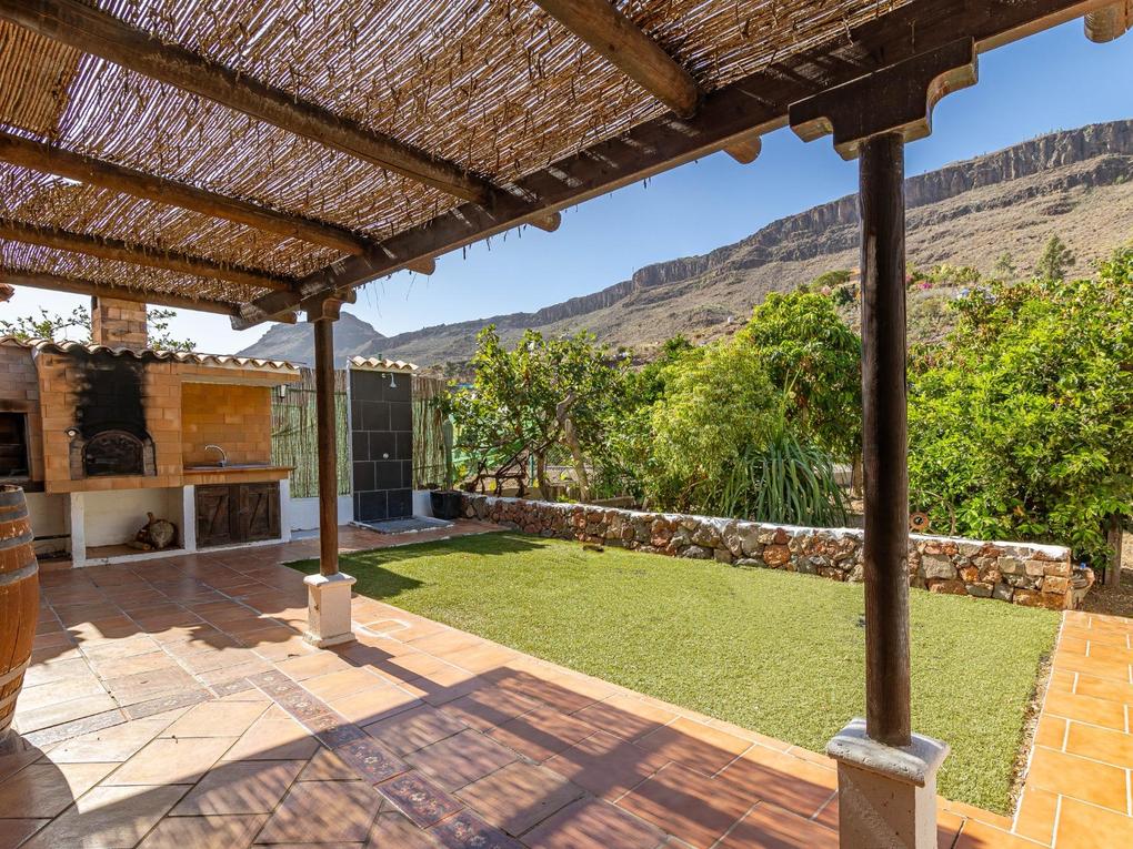 Rustic property for sale in  Ayagaures, Gran Canaria   : Ref 05397