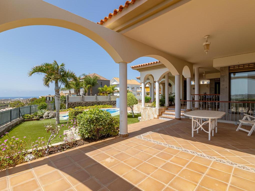 Vrijstaand huis , direct aan het water te koop in  Sonnenland, Gran Canaria met garage : Ref 04076