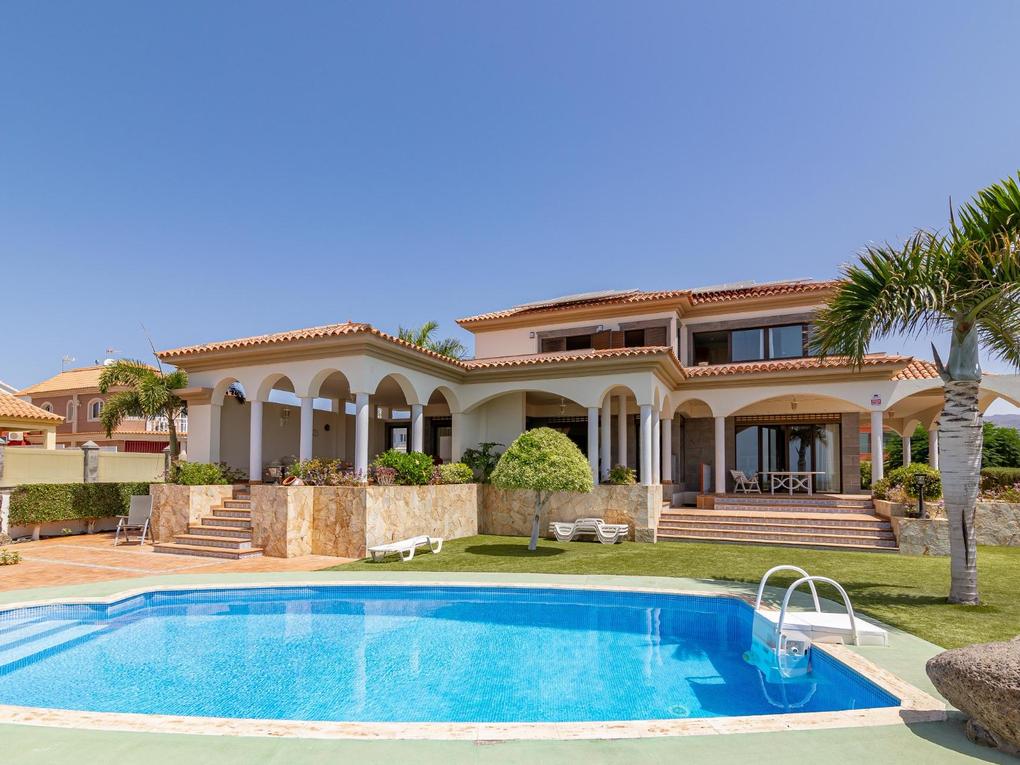 Fristående hus , i första raden till salu  i  Sonnenland, Gran Canaria med garage : Ref 04076