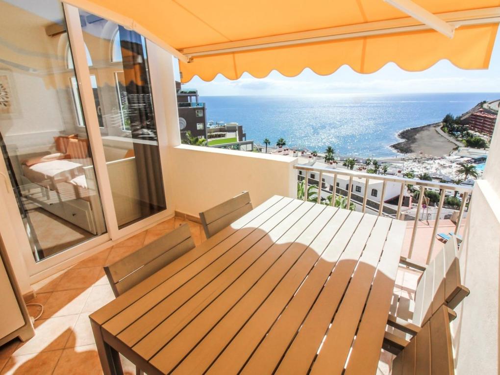Lägenhet för uthyrning i Cura Sol,  Playa del Cura, Gran Canaria  med havsutsikt : Ref 3739