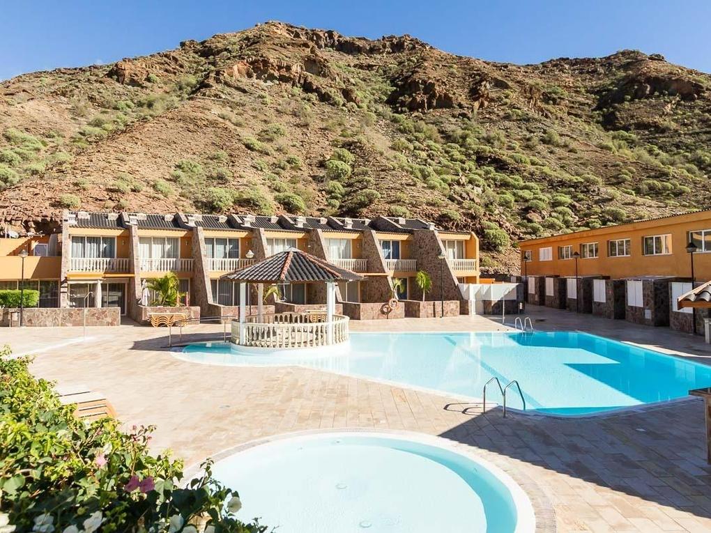 Dupleks til leie i Residencial Tauro,  Tauro, Gran Canaria  med garasje : Ref 3846