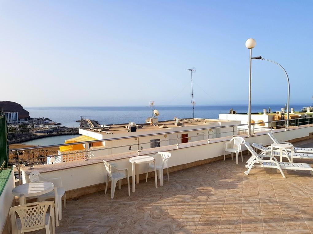Lägenhet för uthyrning i Sanfé,  Puerto Rico, Gran Canaria  med havsutsikt : Ref 05201-CA