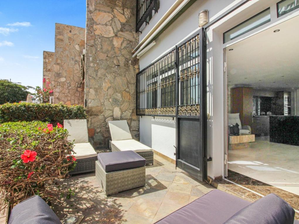 Tvåvåningshus  till salu  i Manixa,  Puerto Rico, Gran Canaria  : Ref 05398-CA