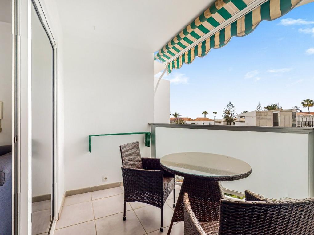 Terrace : Apartment  for sale in Las Algas,  Playa del Inglés, Gran Canaria with sea view : Ref 05422-CA