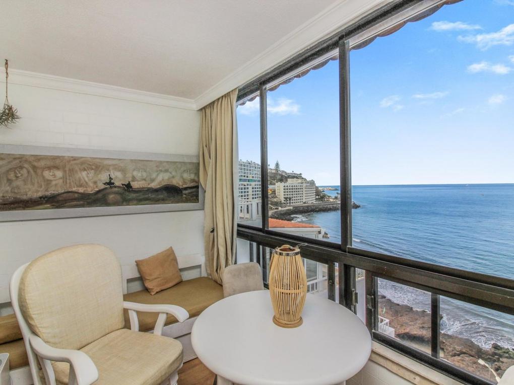 Apartamento , en primera línea en alquiler en Don Paco,  Patalavaca, Gran Canaria con vistas al mar : Ref 05429-CA