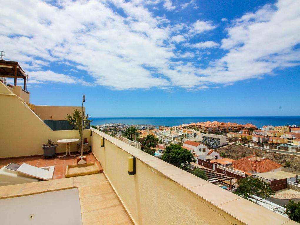 Terrace : Apartment for sale in  Arguineguín, Loma Dos, Gran Canaria  with sea view : Ref 05584-CA