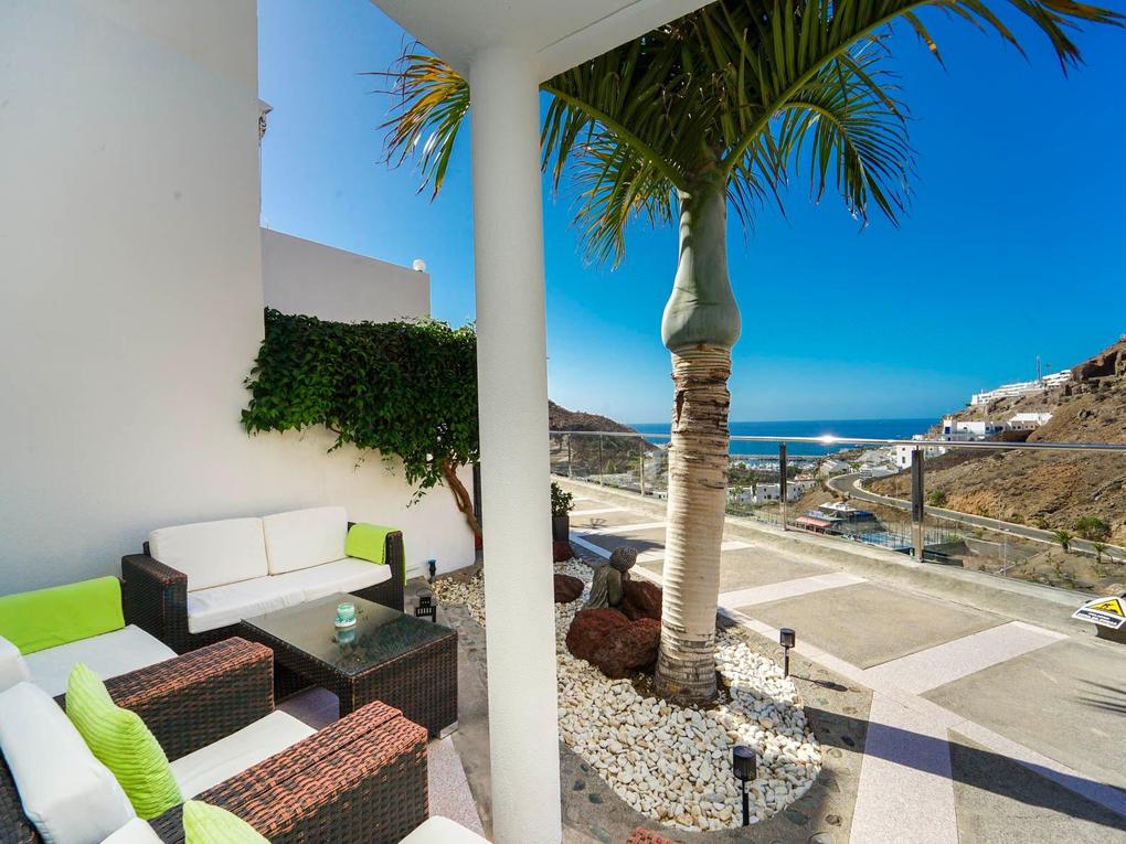 Terraza : Apartamento en venta en Guanabara Park,  Puerto Rico, Barranco Agua La Perra, Gran Canaria  con vistas al mar : Ref 05659-CA