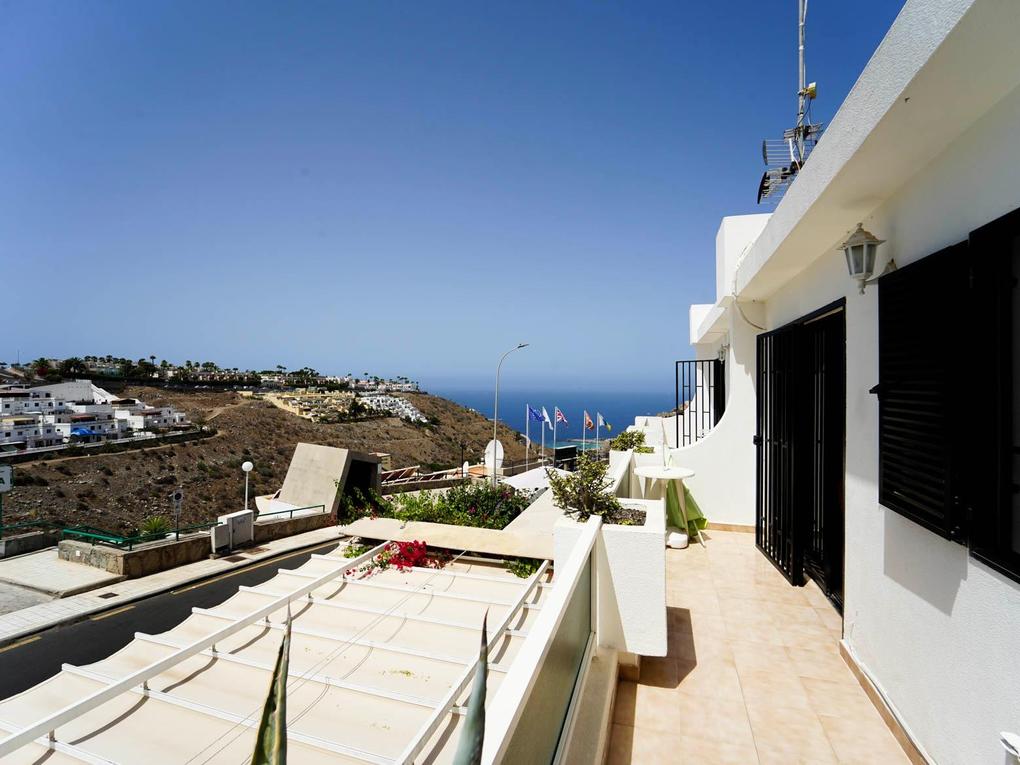Terrass : Lägenhet till salu  i Montegrande,  Puerto Rico, Gran Canaria  med havsutsikt : Ref 05618-CA