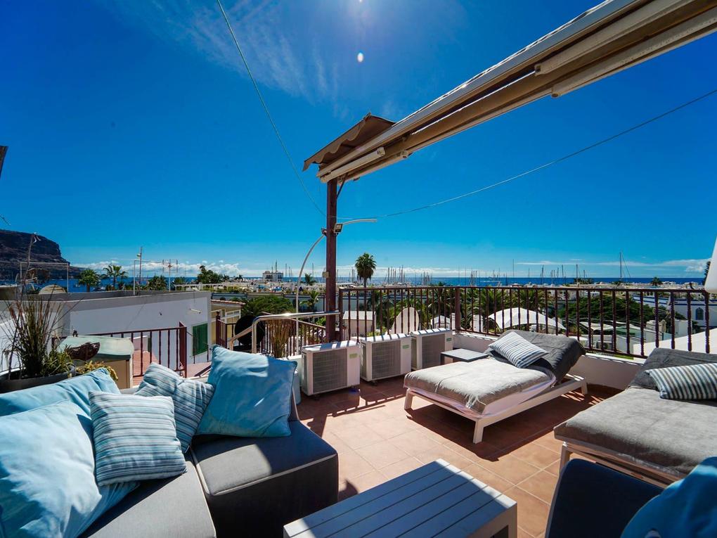 Terrasse : Hus til salgs i  Mogán, Puerto y Playa de Mogán, Gran Canaria  med havutsikt : Ref 05649-CA