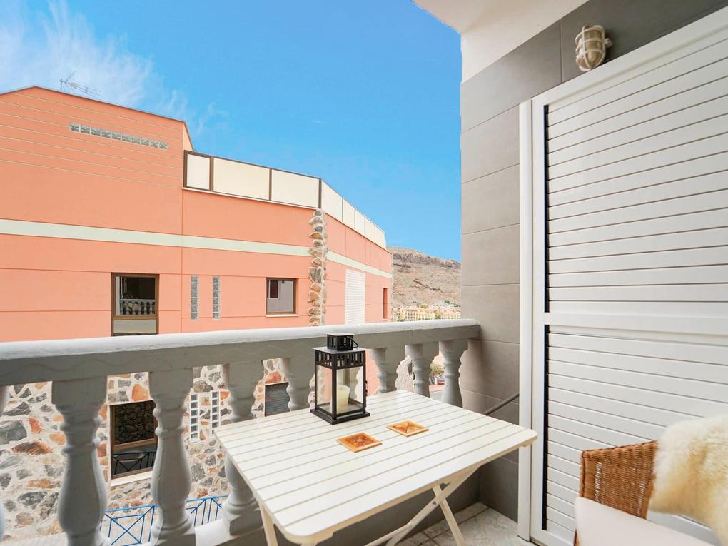Terrace : Apartment for sale in Las Rocas,  Mogán, Puerto y Playa de Mogán, Gran Canaria  with garage : Ref 05664-CA