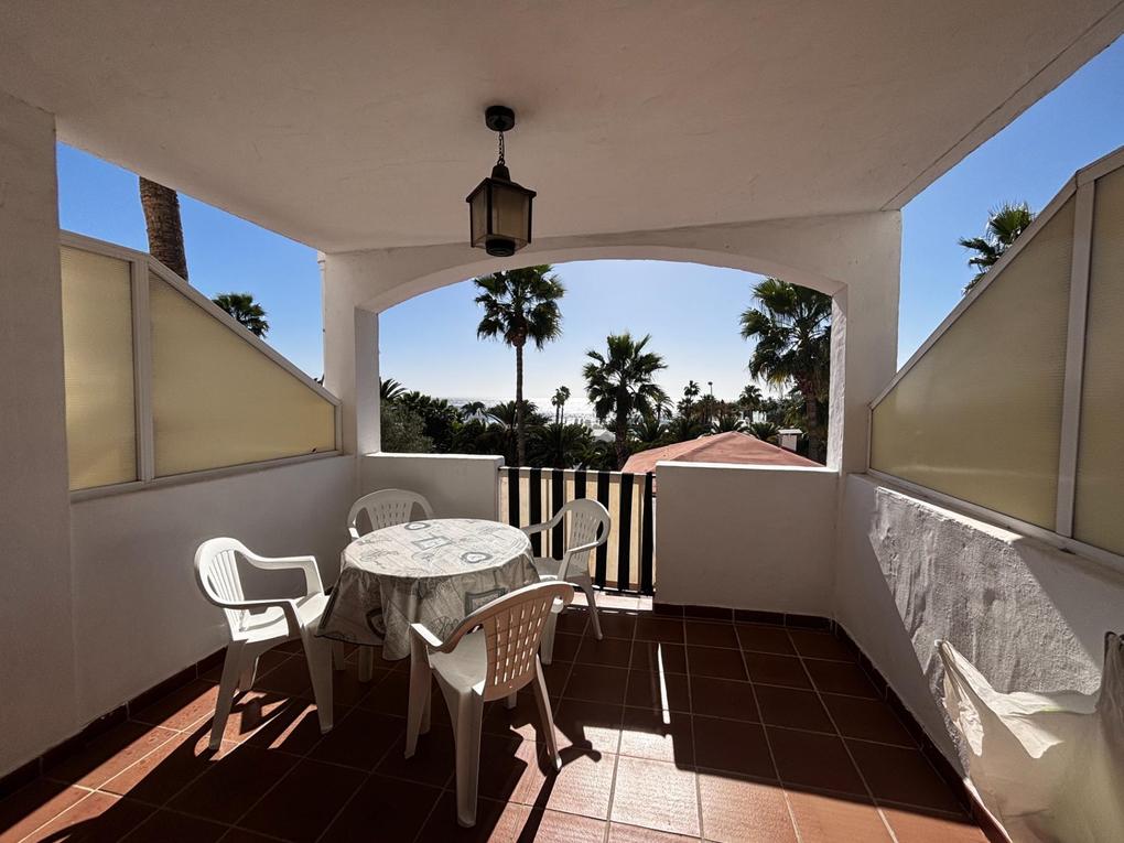 Appartement te huur in Mar Paraiso,  Playa del Cura, Gran Canaria  met zeezicht : Ref 05682-CA