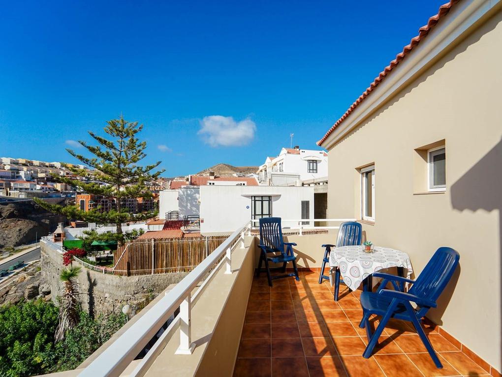 Terraza : Ático en venta en Veronica,  Arguineguín, Loma Dos, Gran Canaria  con vistas al mar : Ref 05721-CA