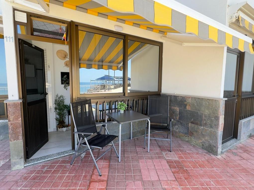 Appartement , en première ligne à louer à Don Paco,  Patalavaca, Gran Canaria avec vues sur mer : Ref 05734-CA