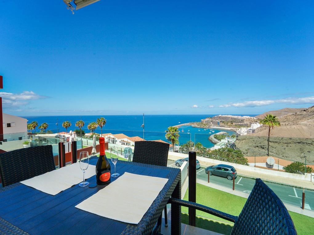 Terraza : Apartamento en venta en Residencial Ventura,  Arguineguín, Loma Dos, Gran Canaria  con garaje : Ref 05757-CA