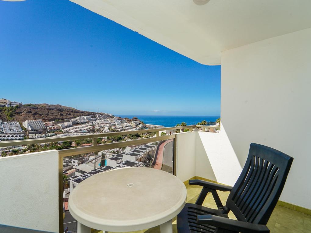 Terraza : Apartamento en venta en Montesol,  Puerto Rico, Gran Canaria  con vistas al mar : Ref 05780-CA
