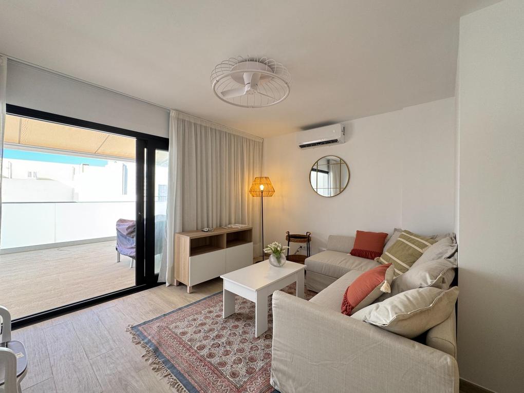 Penthouse te huur in  Arguineguín Casco, Gran Canaria  met garage : Ref 05833-CA