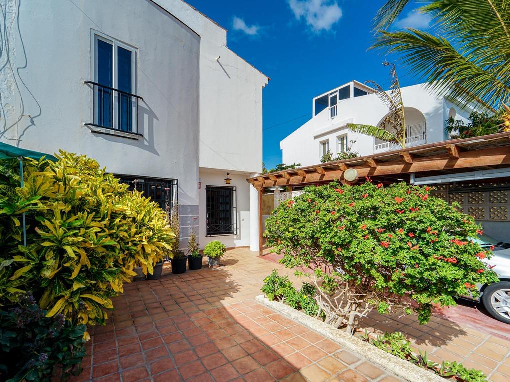 Semi-detached house for sale in  Arguineguín, Loma Dos, Gran Canaria   : Ref 05886-CA