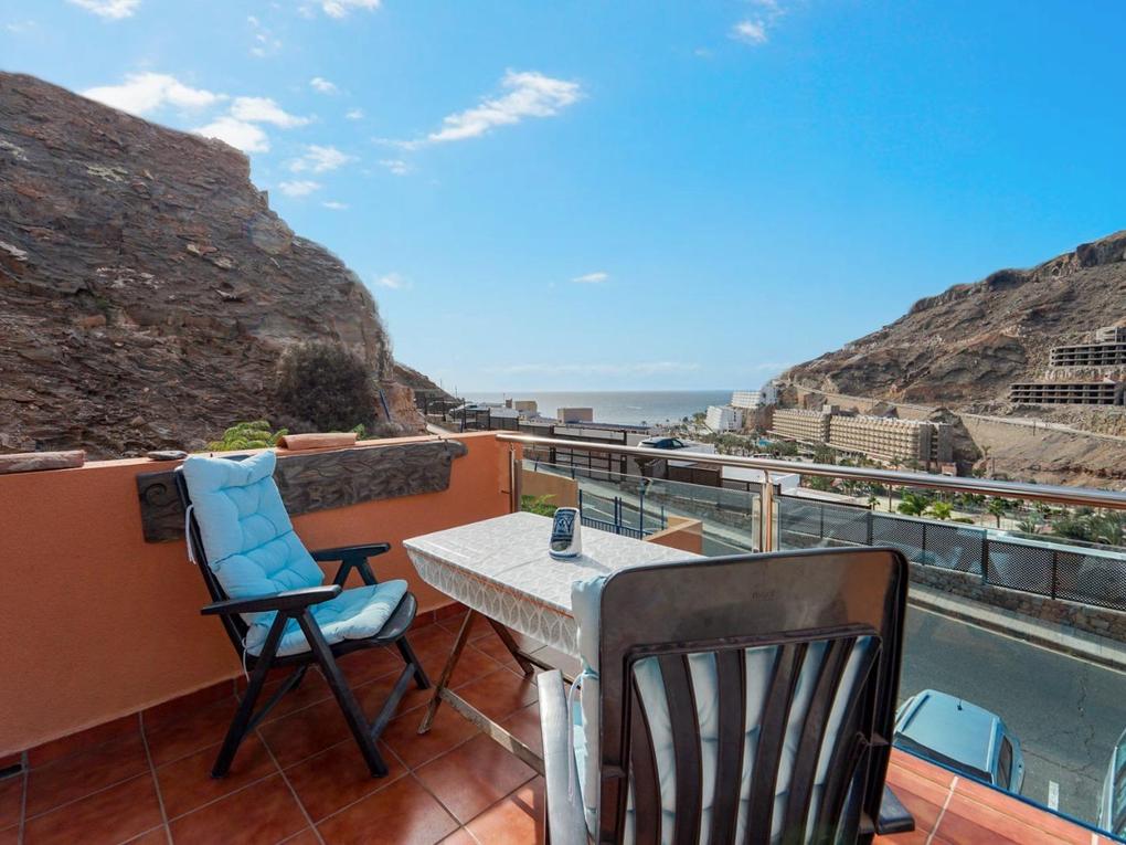Terraza : Apartamento en venta en Taurito Building,  Taurito-Playa de Mogán, Gran Canaria  con vistas al mar : Ref 05885-CA