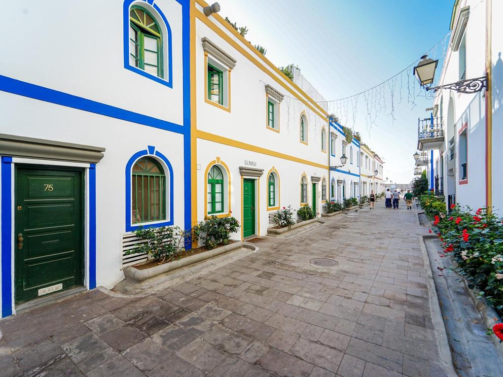 Omgeving : Appartement te koop in  Mogán, Puerto y Playa de Mogán, Gran Canaria , direct aan het water  : Ref 05882-CA