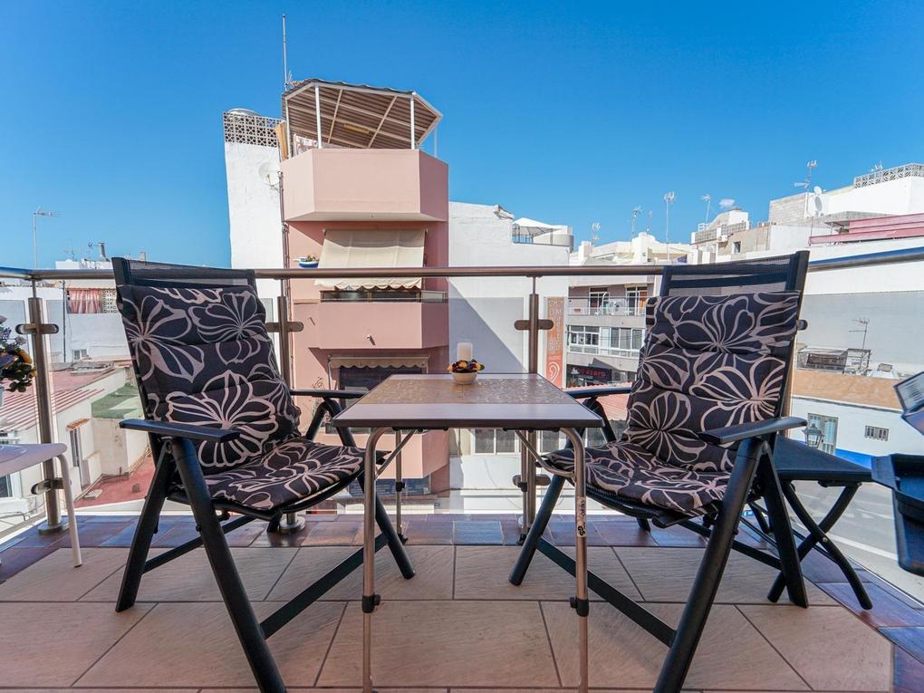 Appartement  te huur in  Arguineguín Casco, Gran Canaria  : Ref 05929-CA