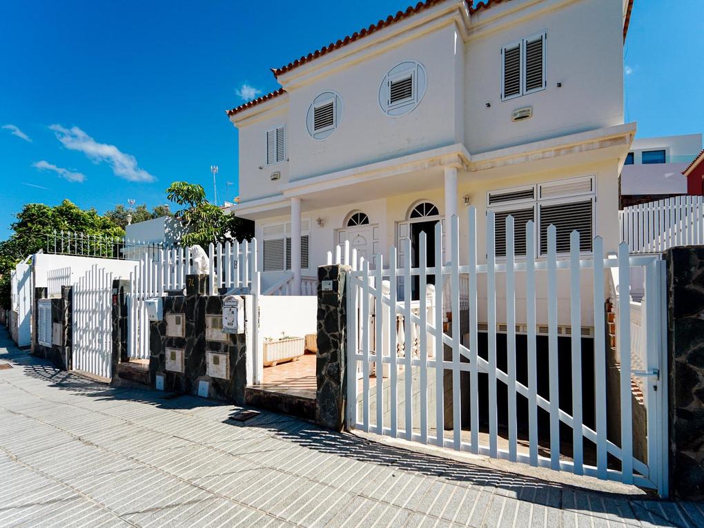 Doppelhaushälfte  zu kaufen in  San Fernando, Gran Canaria mit Garage : Ref 05945-CA