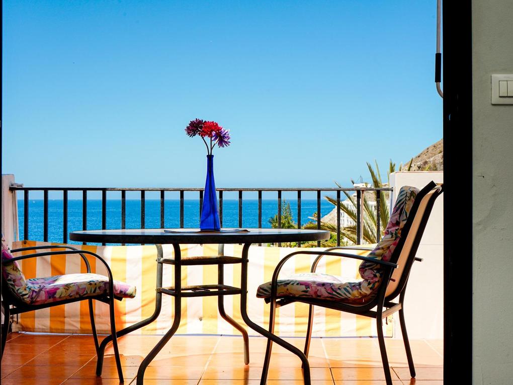 Terraza : Apartamento en venta en  Playa del Cura, Gran Canaria  con vistas al mar : Ref 05969-CA