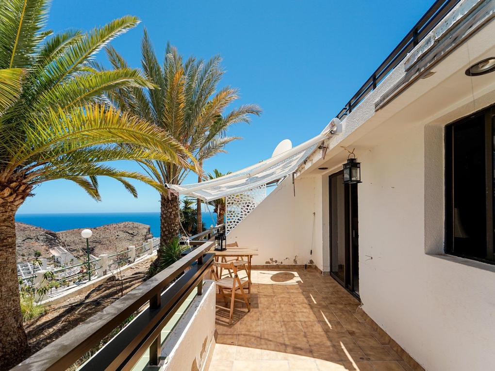 Apartamento en venta en Jacaranda,  Puerto Rico, Gran Canaria  con vistas al mar : Ref 05977-CA