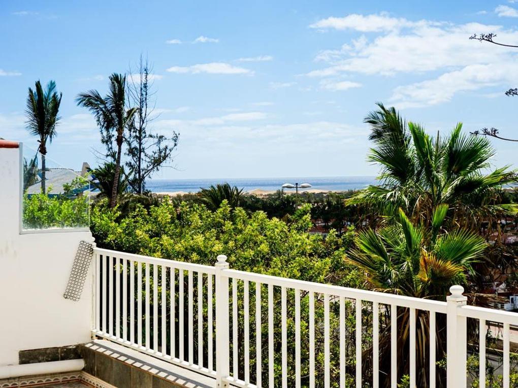Bungalow til salgs i Club 25,  Playa del Inglés, Gran Canaria  med havutsikt : Ref 06007-CA