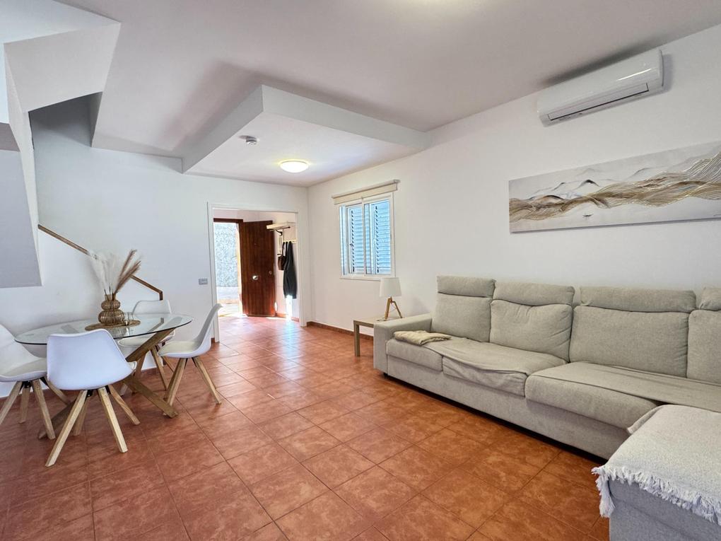 Duplexwoning te huur in Residencial Patalavaca, Patalavaca, Gran Canaria : Ref 06011-CA