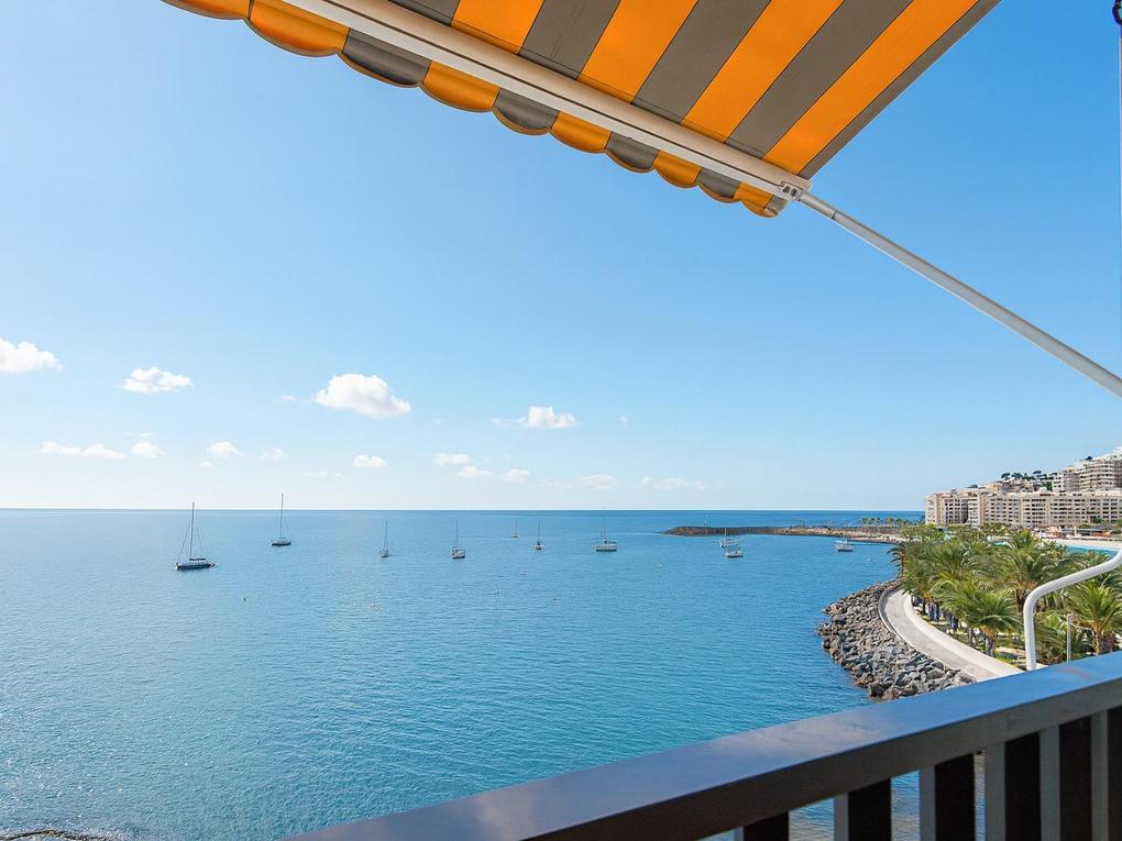 Terrasse : Studioleilighet , I første strandlinje til salgs i Don Paco,  Patalavaca, Gran Canaria med havutsikt : Ref 06043-CA