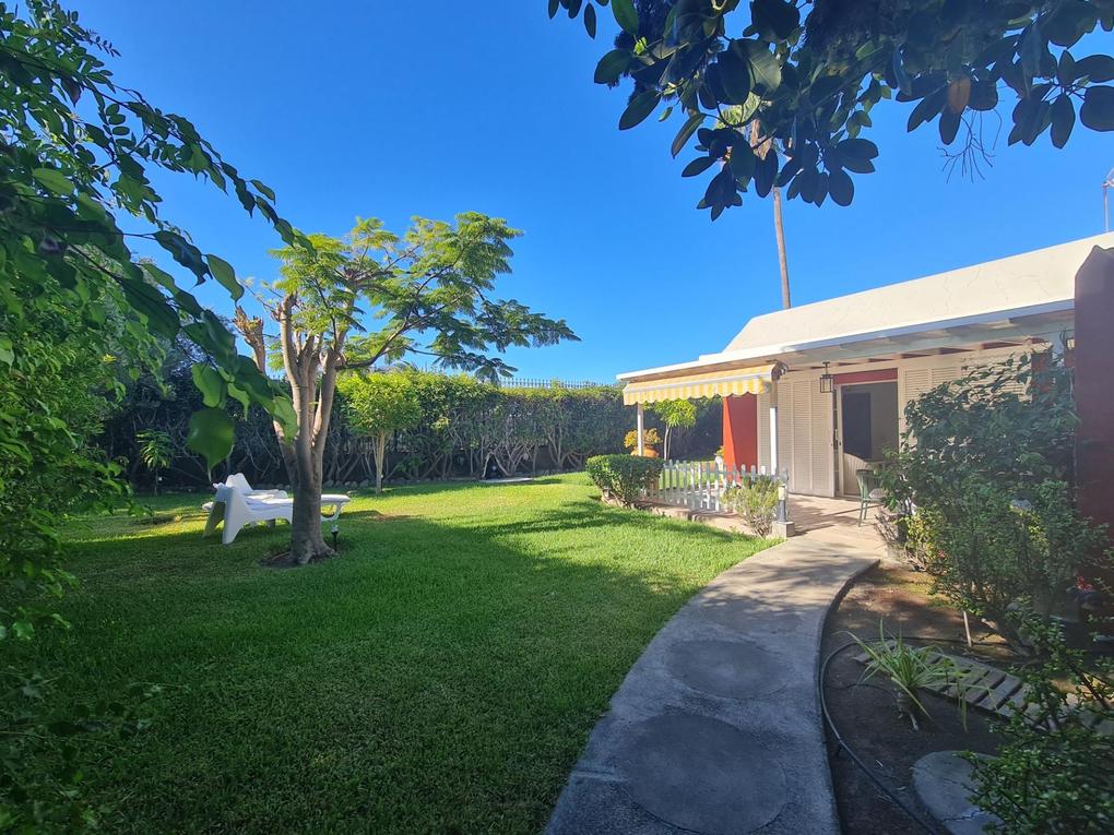 Bungalow  en alquiler en Albaricoque,  Campo Internacional, Gran Canaria  : Ref 06134-CA