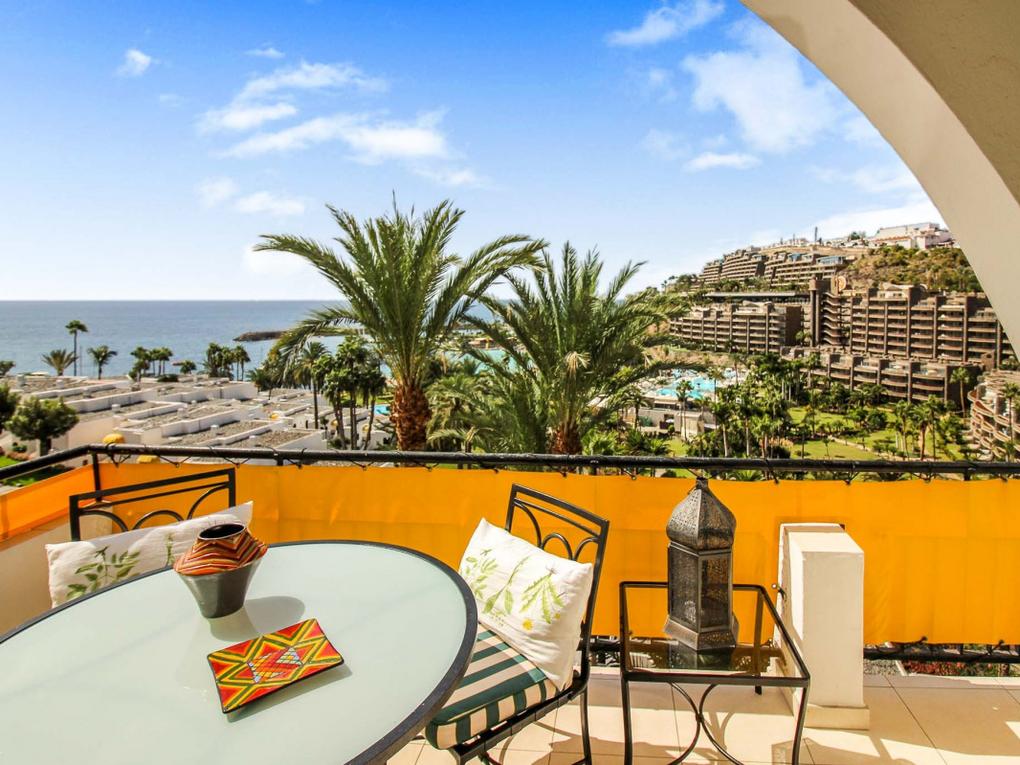Terrace : Apartment for sale in Aquamarina,  Patalavaca, Gran Canaria , seafront with sea view : Ref 2825