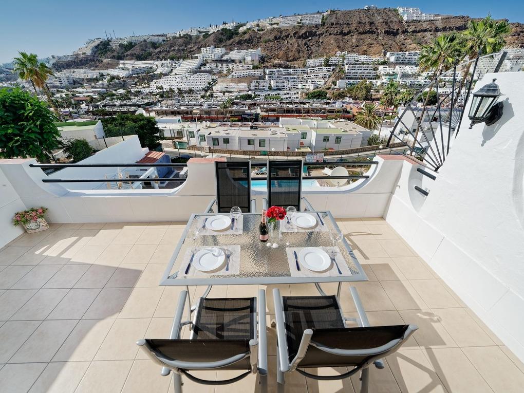 Apartment for sale in  Puerto Rico, Gran Canaria  with sea view : Ref A851SI