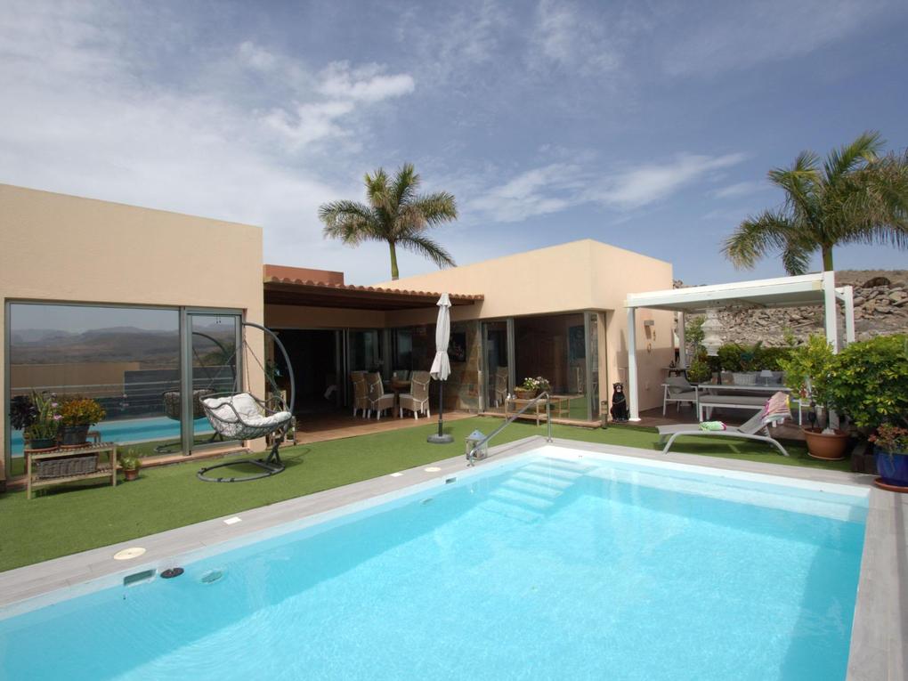 Swimming pool : Bungalow for sale in  Salobre Golf, Gran Canaria   : Ref B933A