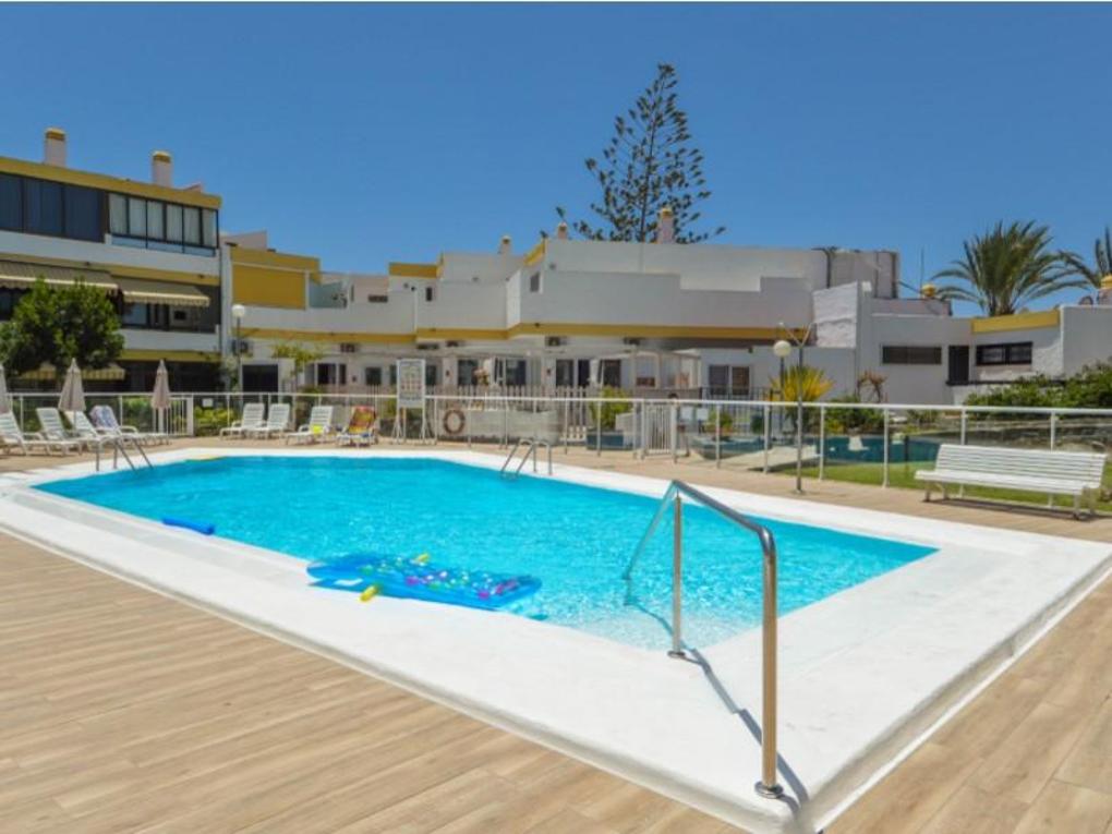 Swimming pool : Apartment  for sale in  San Agustín, Gran Canaria with sea view : Ref BLO_3156