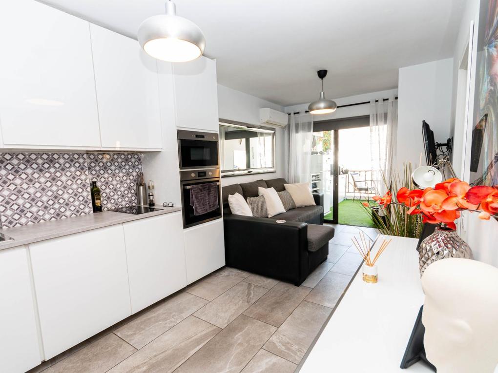 Wohn-/Esszimmer : Apartment  zu kaufen in  Puerto Rico, Gran Canaria  : Ref S0266