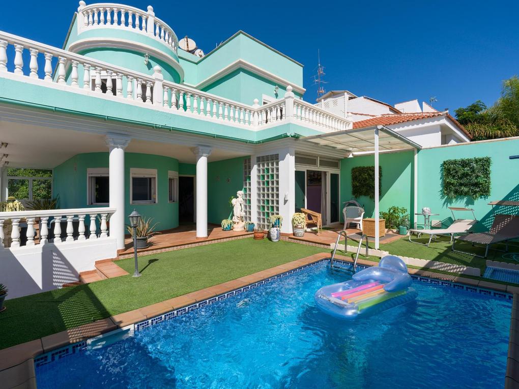 Villa  for sale in  San Fernando, Gran Canaria with garage : Ref PP25AJ25