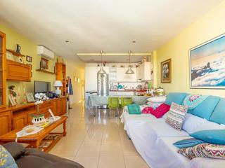 Piso en venta en  Arguineguín Casco, Gran Canaria  con vistas al mar : Ref VP26007