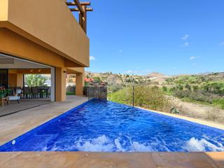 Swimming pool : Single family house for sale in  El Salobre, Gran Canaria  with garage : Ref AK0033-3439