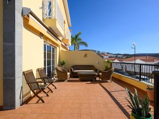 Tuin : Tussenwoning te koop in  Arguineguín Casco, Gran Canaria  met garage : Ref HC0033-4372