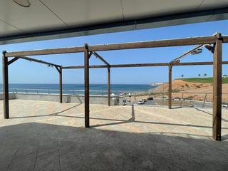 Winkelpand , direct aan het water te koop in  Maspalomas-Meloneras, Gran Canaria met zeezicht : Ref 05343