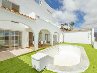 Twee-onder-één-kap  te koop in  Montaña la Data, Gran Canaria met garage : Ref 05479